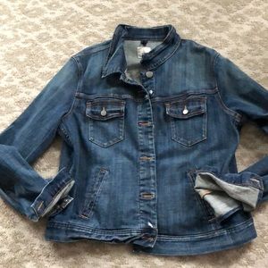 Denim jean jacket!